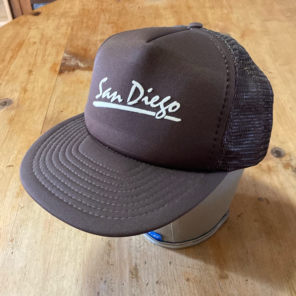 Vintage- NWT - Hat
